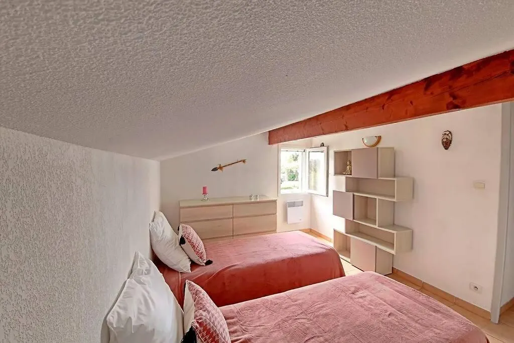 Hébergement de vacances Réf LS54 : Maison 4 pers Mas des Manadiers K1 Les Les Saintes-Maries-de-la-Mer